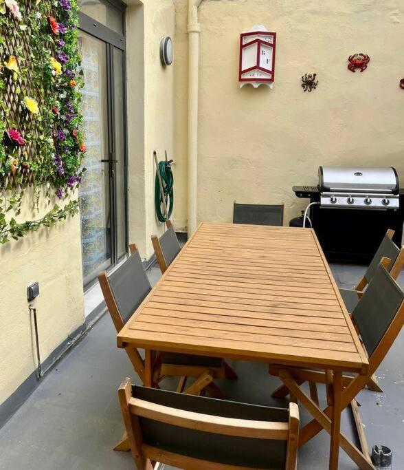 Ferienwohnung Coeur De Sete Le Patio 2 Exterior foto